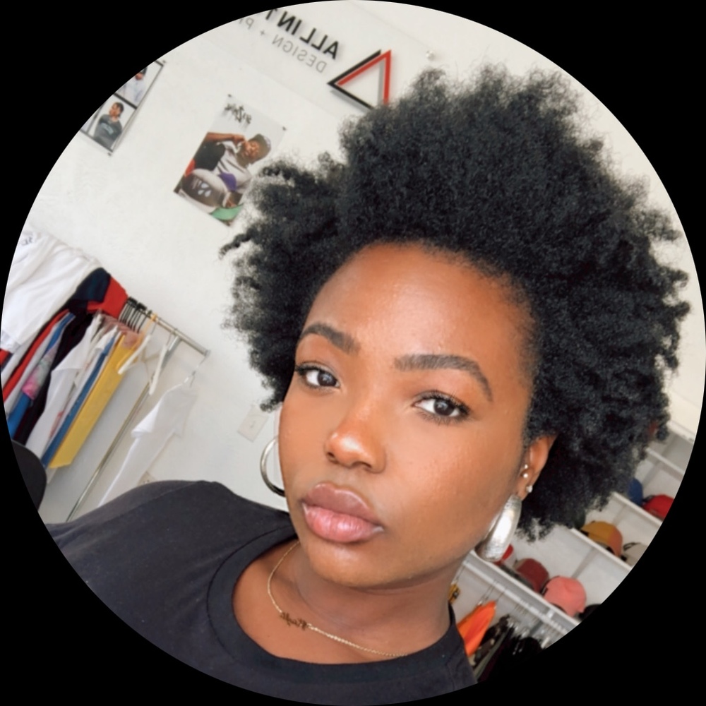 Meet your Posher, Kayla